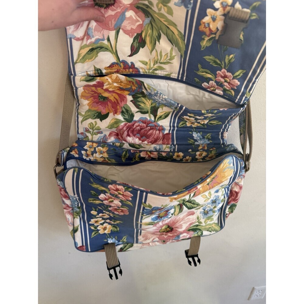 American Style Lacrosse Sports Tradition Travel Bag Crossbody Floral Pastel - Picture 4 of 5